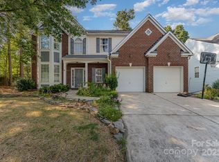 11424 Glenstone Ct, Charlotte, NC 28269
