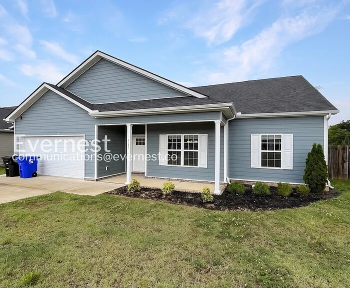 1107 Prospect Ct — Photo 2