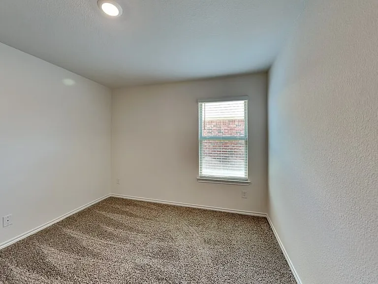 2909 Menguita St — Photo 13