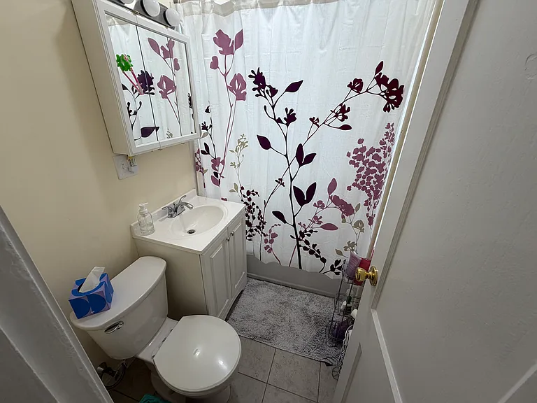 17 Lothian Rd #402 — Photo 5