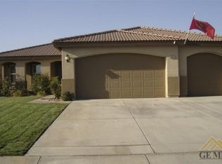 4604 Anne Marie St, Bakersfield, CA 93313