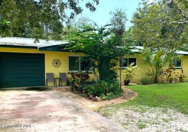 212 Gainey Ln — Photo 1