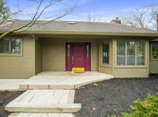 8225 Riverside Dr, Powell, OH 43065