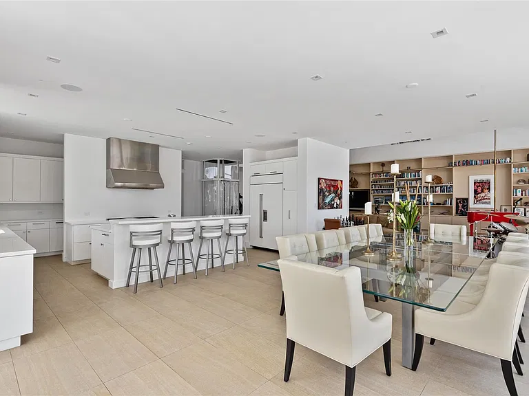 500 Isle Of Capri Dr — Photo 12