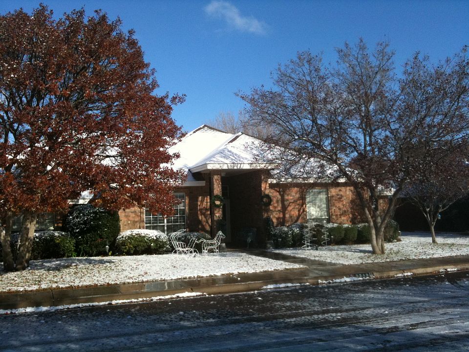 1st image of 2212 Bradford Ct