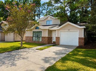 1900 Squirrel Path, Fort Walton Beach, FL 32547