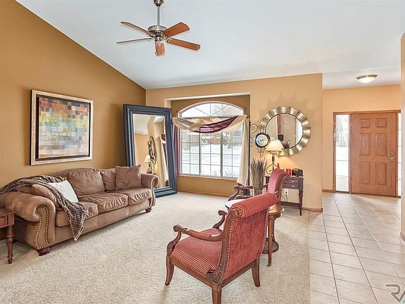 3rd image of 2009 E Briar Den Ct