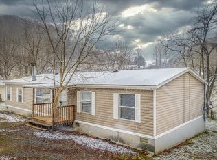 108 Canah Hollow Rd, Erwin, TN 37650