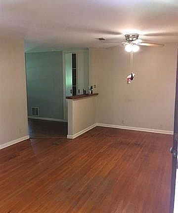 2nd image of 5065 Folsom Dr