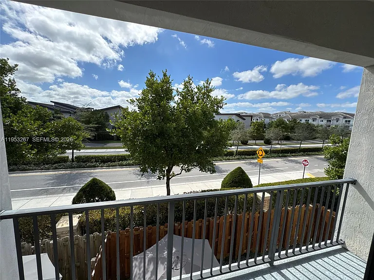 7809 NW 104th Ave #28 — Photo 5
