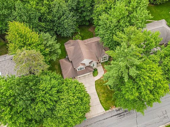 3rd image of 4201 OAK TERRACE