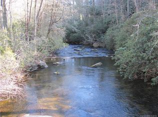8905 Silversteen Rd, Lake Toxaway, NC 28747