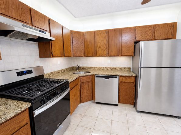 215 Rachel Ct