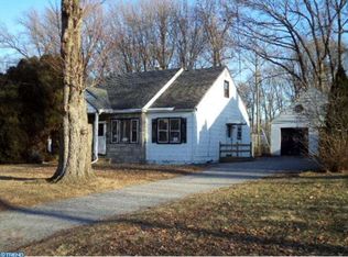 132 W Center Ave, Maple Shade, NJ 08052