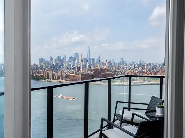 21 India St APT 32H, Brooklyn, NY 11222
