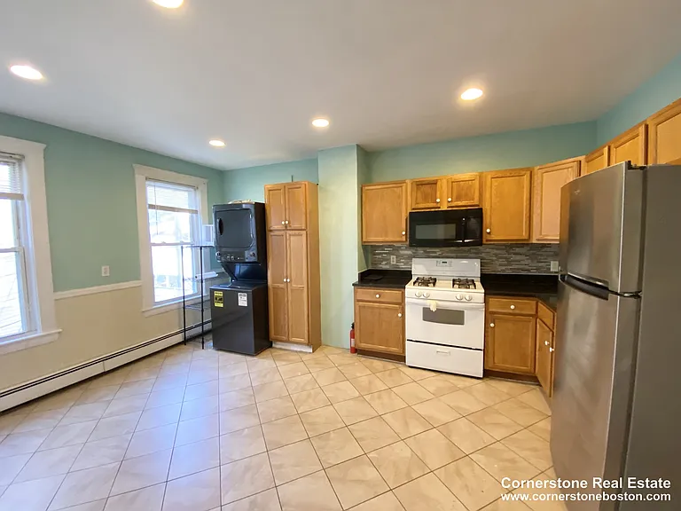 1562 Tremont St #2 — Photo 14