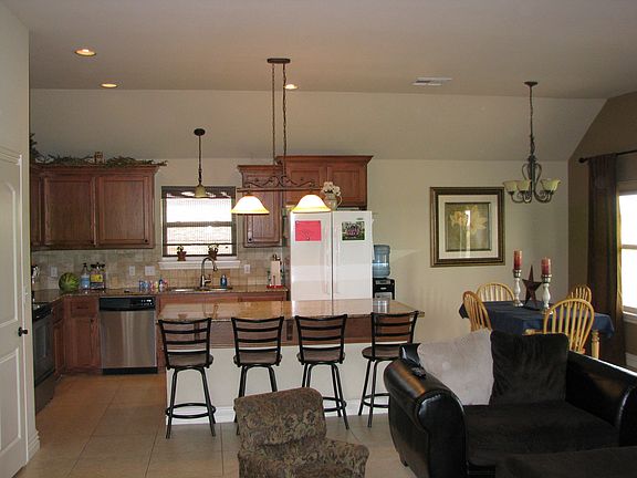 3rd image of 8776 Hudson Ln