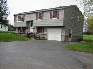 2294 McBurney Rd, Clifton Springs, NY 14432