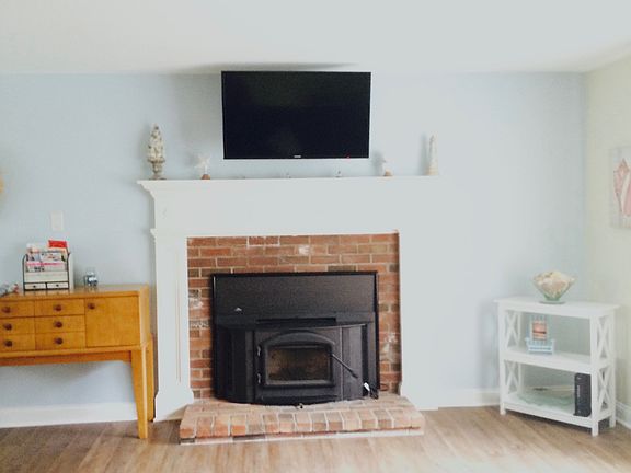 Fireplace wood-burning stove
