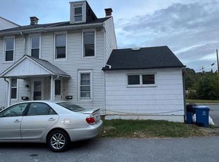 136 Bennett St, Reading, PA 19605