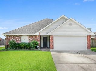 68 Derek Ln, La Place, LA 70068