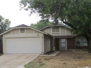 8610 Shallow Ridge Dr, San Antonio, TX 78239