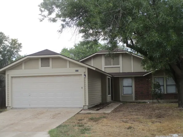 8610 SHALLOW RIDGE DR, San Antonio, TX 78239