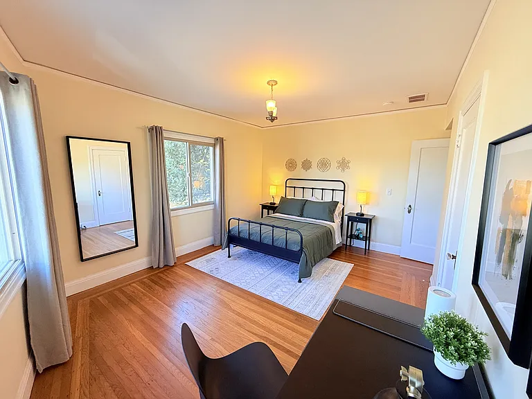 2803 Telegraph Ave — Photo 18