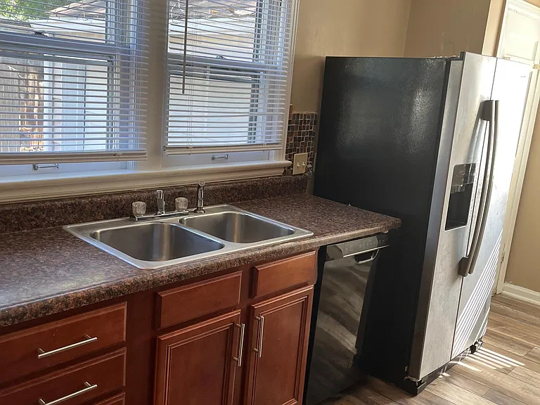 3301 E Bayley St — Photo 9