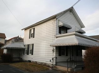 821 Lincoln St, Dickson City, PA 18519