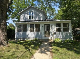 111 E 20th St, Holland, MI 49423