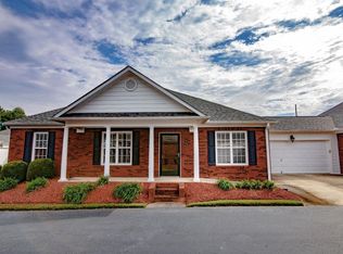 202 Courtyard Dr, Woodstock, GA 30189