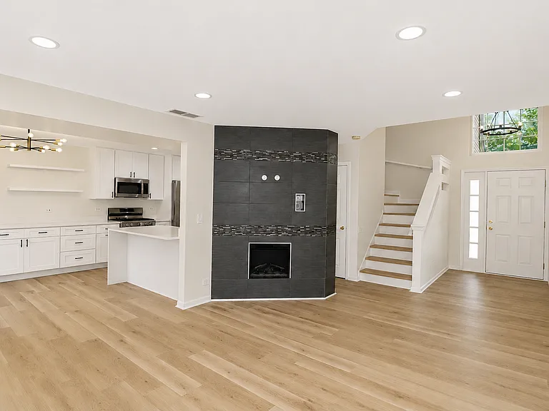 1251 River Ash Ct — Photo 8