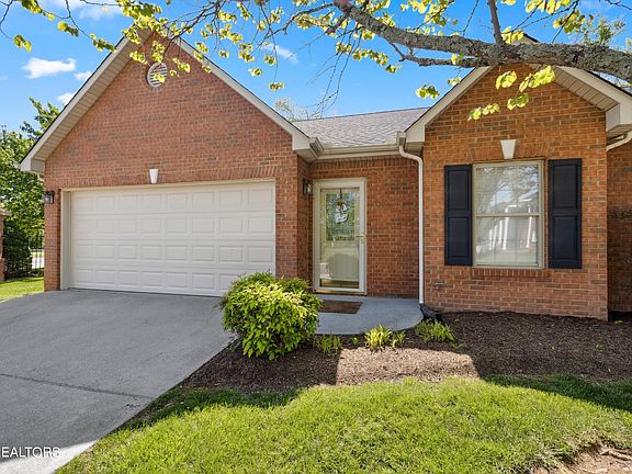 2nd image of 3700 Tilbury Way