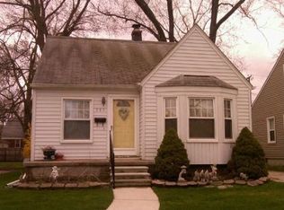 983 Princeton Rd, Berkley, MI 48072