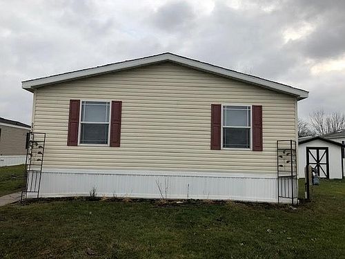 1st image of 25241 Saxony St