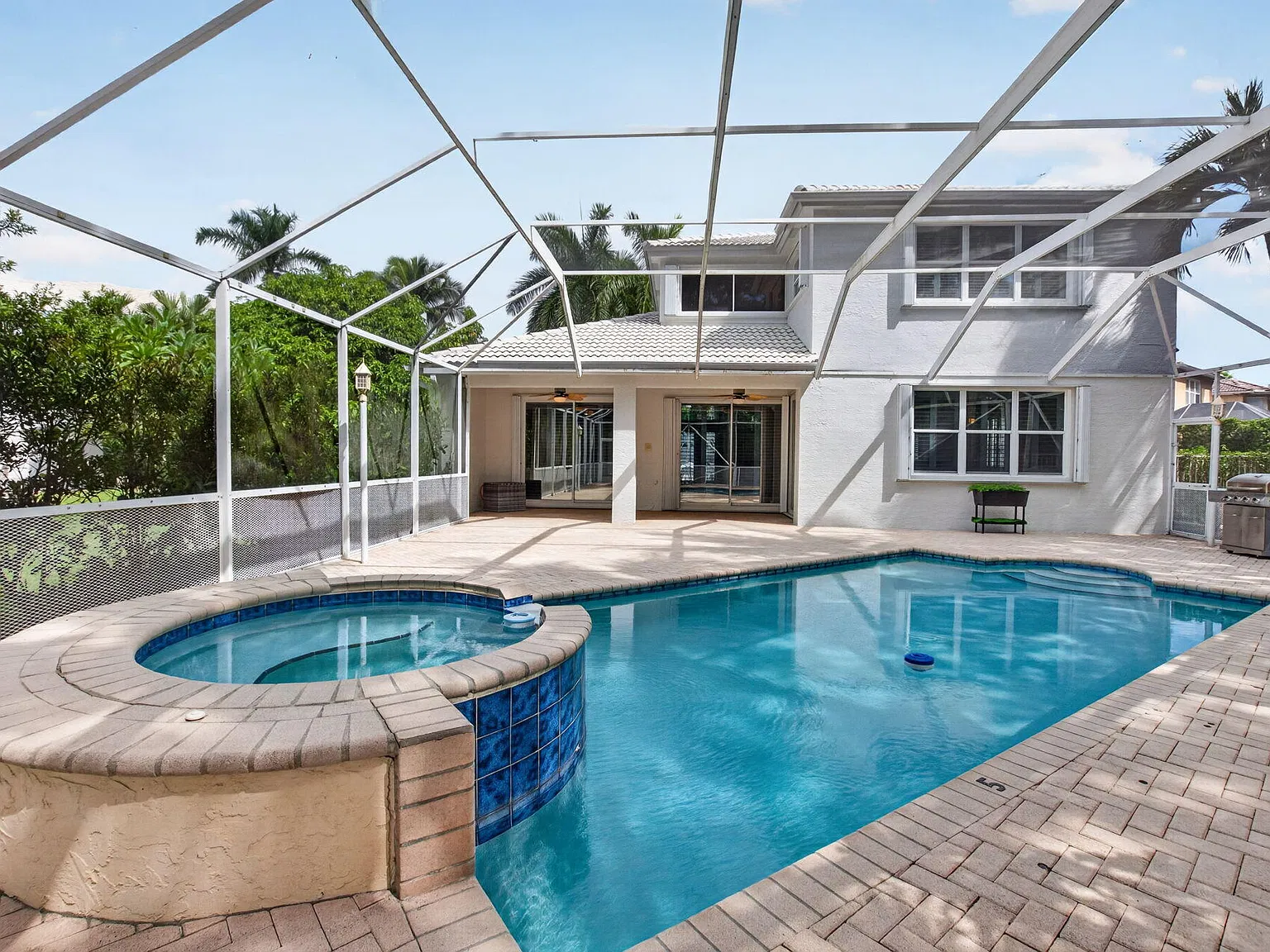 5 bed, 3.5 bath, 3035 sqft, $6,100 — Photo 4