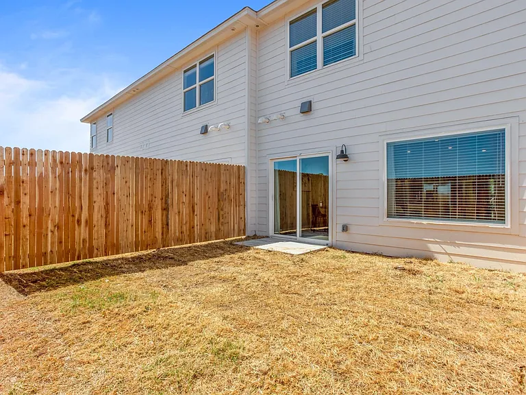 2628 Cedar Tree Rd #A — Photo 8
