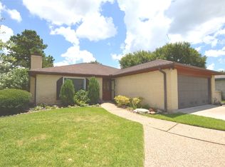 703 Flower Field Ct, Pearland, TX 77584