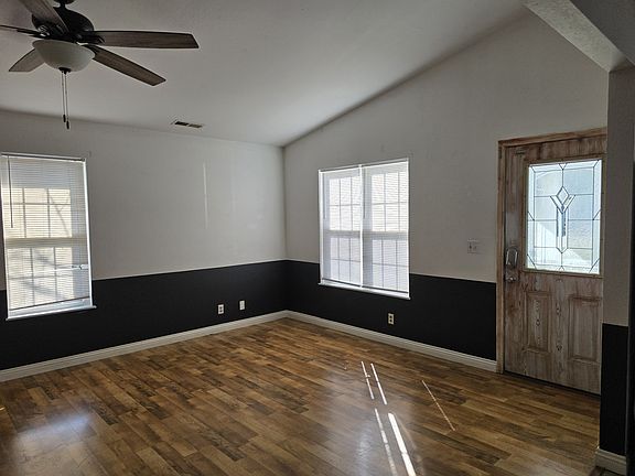 2nd image of 150 Fox Ridge Rd