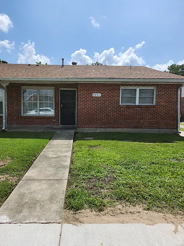 4751 Lynhuber Dr Photo 1