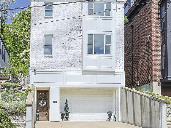 2nd image of 330 Boal St