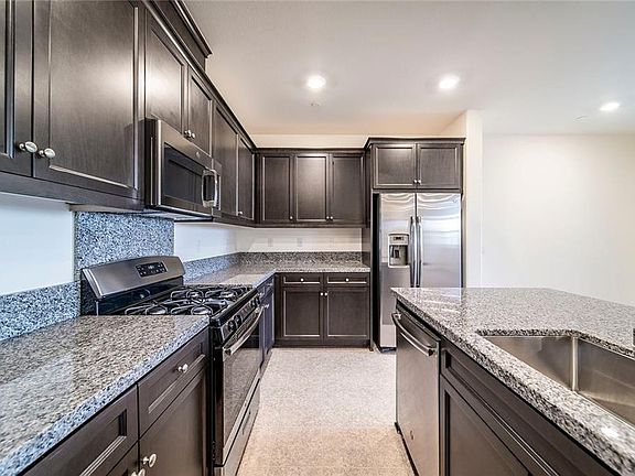 3rd image of 7070 Vernazza Pl