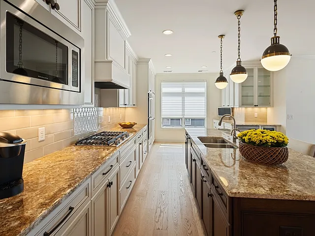 875Kitchen_07272025