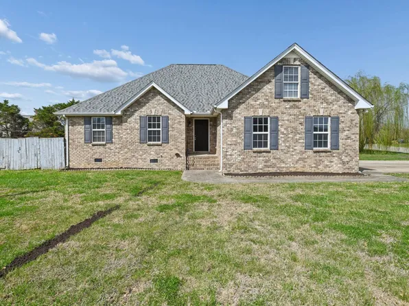 4740 Hammock Dr, Murfreesboro, TN 37128