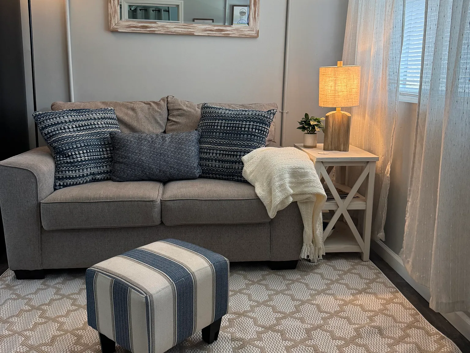 1115 Henrietta Dr — Photo 2