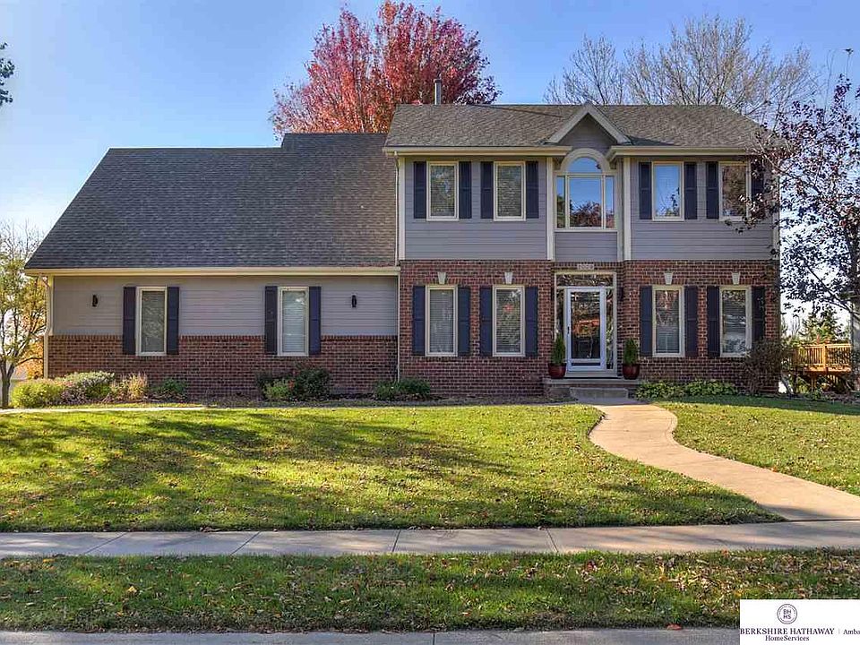 1st image of 2028 S 182nd Cir