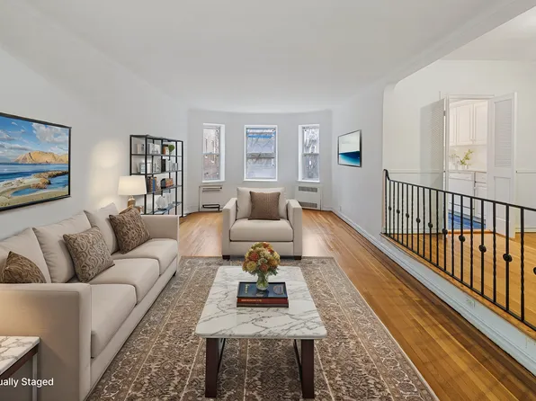 1615 Avenue I image 1 of 12