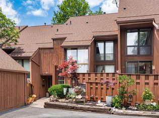 4958 Wintersong Ln, Westerville, OH