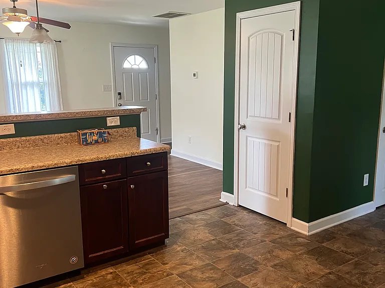 100 Gus Grant Ct — Photo 31